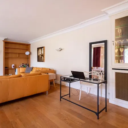 Spacious 3bd Family Auteuil * Párizs