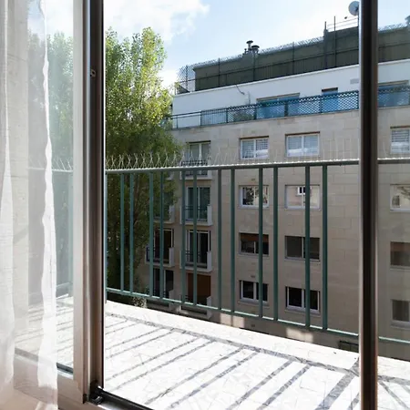 Spacious 3bd Family Auteuil * Paris