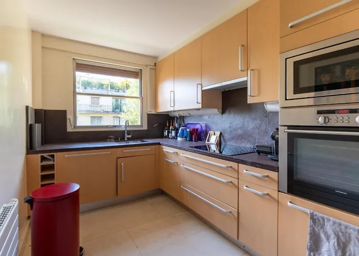 Spacious 3bd Family Auteuil