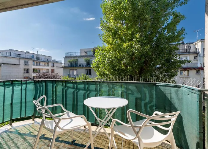 Spacious 3bd Family Auteuil Apartman *