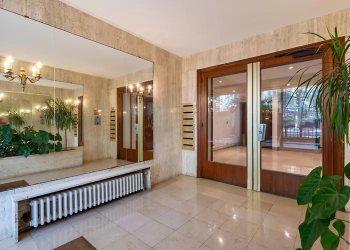Apartman Spacious 3bd Family Auteuil Párizs