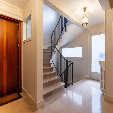 Daire Spacious 3bd Family Auteuil *