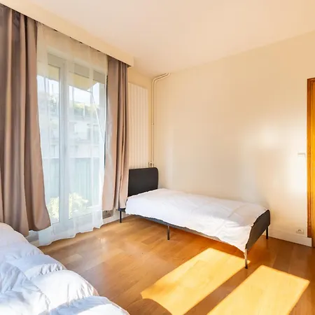 Daire Spacious 3bd Family Auteuil Paris