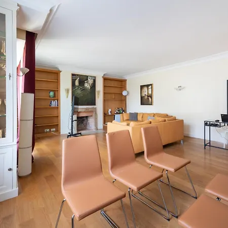Spacious 3bd Family Auteuil Daire *